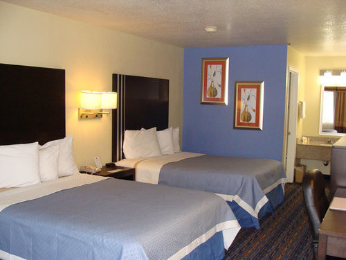 Hotel Days By Wyndham Near Seaworld 2*